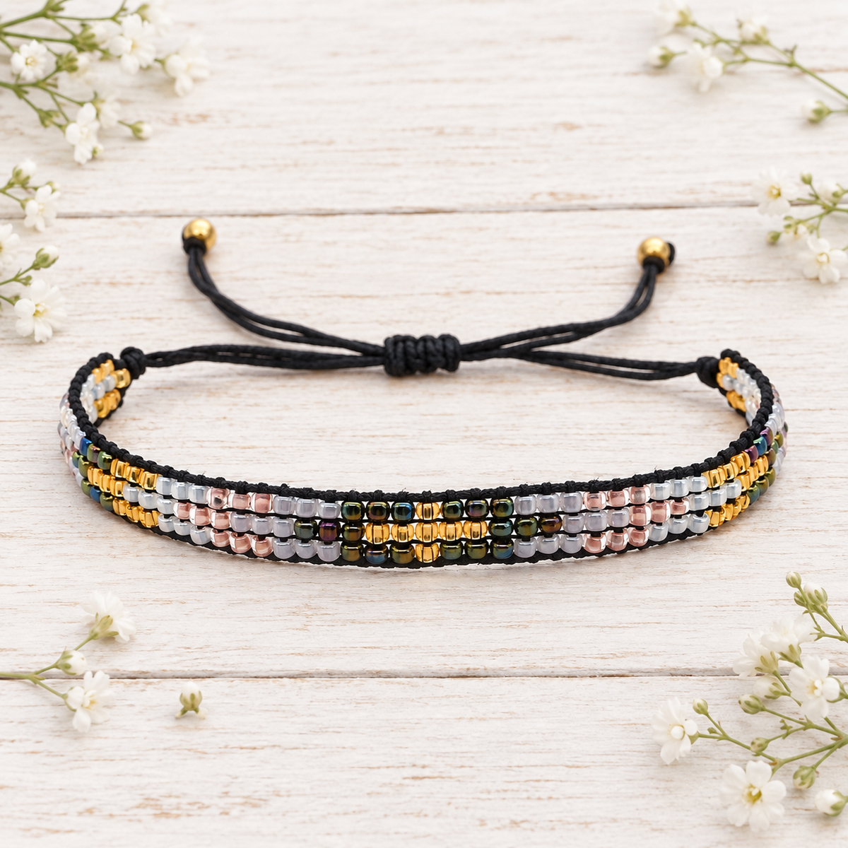 Pulsera Cruz Tejida Negra